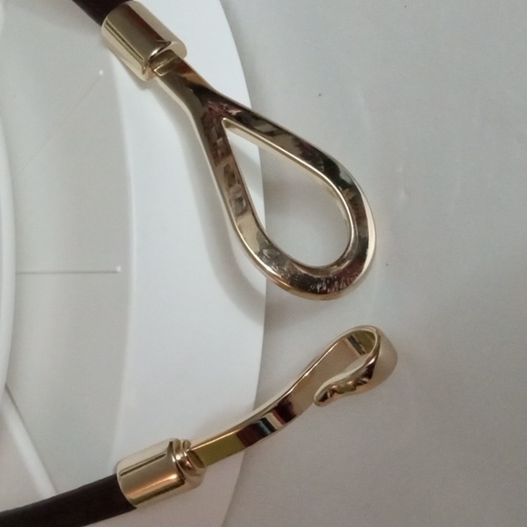 Women's  Amiee Lynn  Belt  sz  M/L Brown with Gold Hardware Adjustable back - Picture 6 of 6